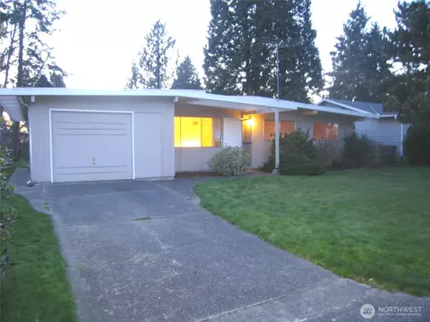 427 155th Ave SE, Bellevue, WA 98007