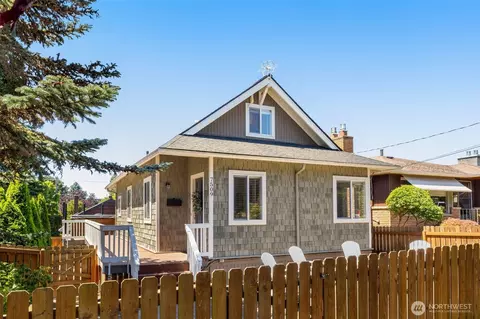 7509 16th Ave NW, Seattle, WA 98117