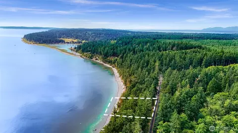 179 Harrington Rd, Coupeville, WA 98239
