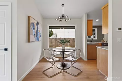 9630 Sharon Dr, Everett, WA 98204 photo 5