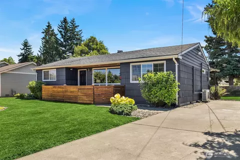 11659 SE 163rd St, Renton, WA 98058