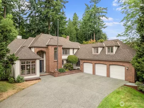 15814 NE 135th St, Redmond, WA 98052