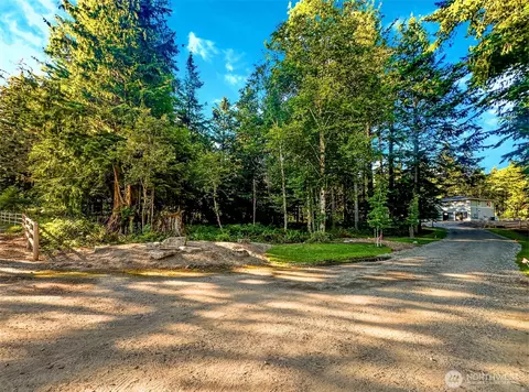 10412 348th Ave SE, Snoqualmie, WA 98065