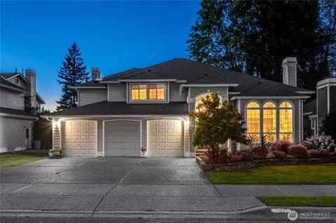 7421 W Country Club Dr, Arlington, WA 98223