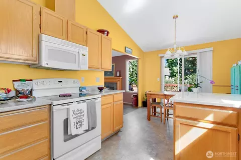 Kitchen - 3713 E 231st, Spanaway, WA 98387 photo 1 of 3