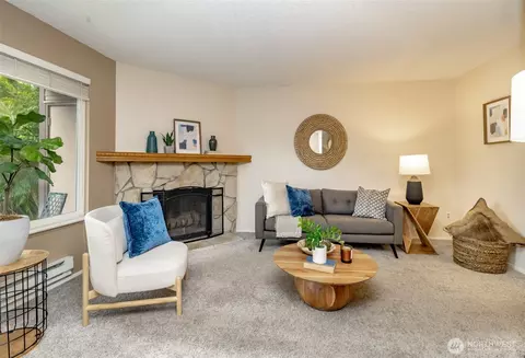 17430 Ambaum Blvd S #10, Burien, WA 98148