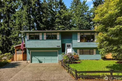 18222 19th Dr SE, Bothell, WA 98012
