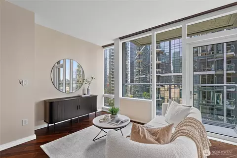 500 106th Ave NE #1109, Bellevue, WA 98004