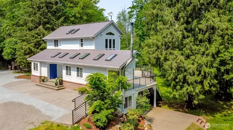 19510 190th Ave E, Orting, WA 98360