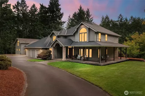 1125 Neah Dr, Fox Island, WA 98333