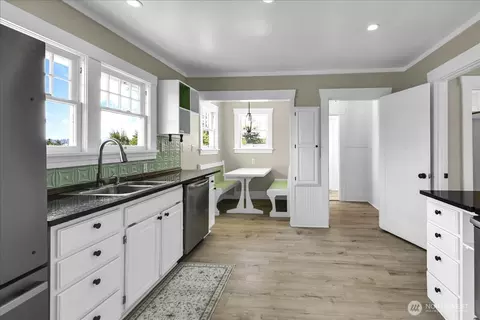 Kitchen - 2502 Harrison Ave, Everett, WA 98201 photo 1 of 3