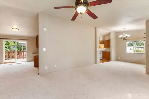 7024 141st Ave E, Sumner, WA 98390 photo 6