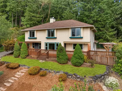 7814 67th St NW, Gig Harbor, WA 98335