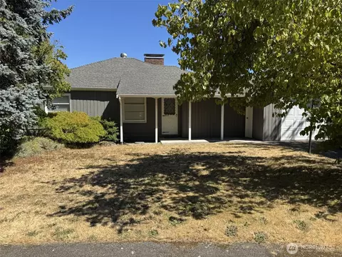 21246 35th Ave S, Seatac, WA 98198