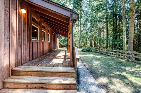 3852 Lost Mountain Rd, Sequim, WA 98382 photo 4