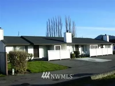 2360 Roosevelt Ave, Enumclaw, WA 98022 photo 1
