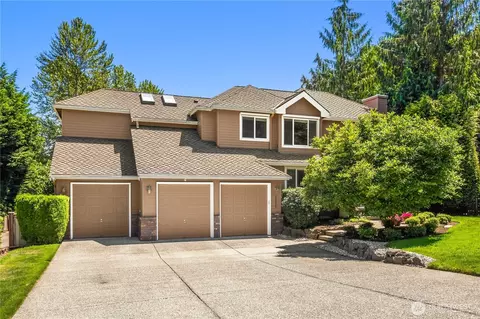 16027 SE 125th St, Renton, WA 98059