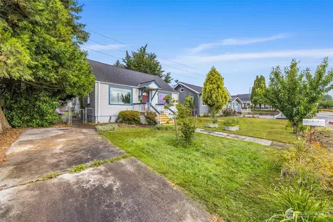 Exterior - 1522 Chestnut St, Everett, WA 98201 photo 7 of 7