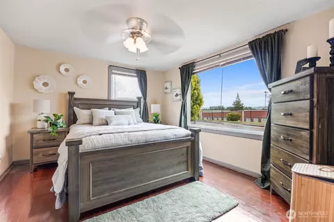 Bedroom - 1522 Chestnut St, Everett, WA 98201 photo 1 of 2