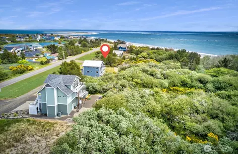 173 Marine View Dr SE, Ocean Shores, WA 98569