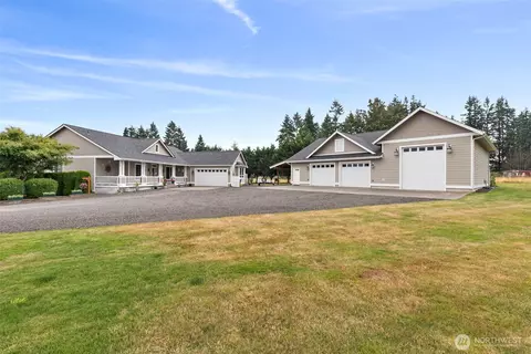 125 Twin View Ln, Winlock, WA 98596