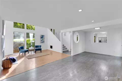 Living - 21827 4th Ave SE, Bothell, WA 98021 photo 6 of 7