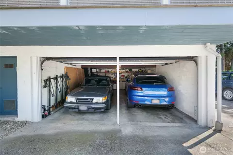 1111 E Harrison St, Seattle, WA 98102 photo 4