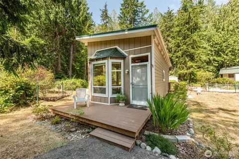393 Madrona Way, Sequim, WA 98382