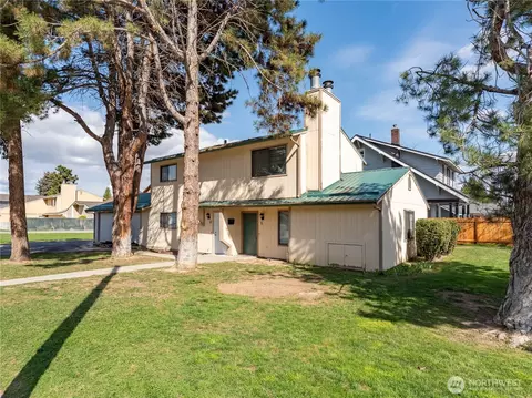 925 Gellatly St, Wenatchee, WA 98801