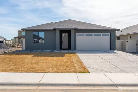 1126 9th Ave NE, Ephrata, WA 98823