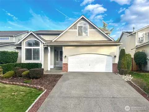 19011 89th Ave E, Puyallup, WA 98375