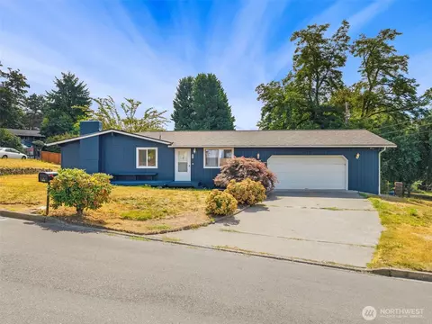 806 Marion Pl, Kent, WA 98030