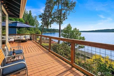 13311 SW Burma Rd, Vashon, WA 98070