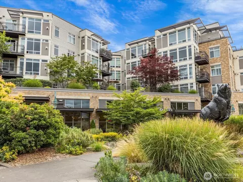 211 Kirkland Ave #526, Kirkland, WA 98033