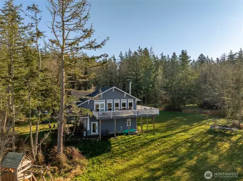1372 Bakerview Rd, Lopez Island, WA 98261