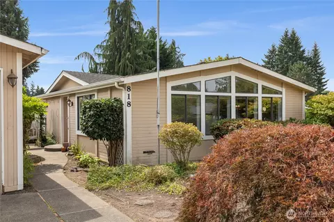 818 243rd St SW, Bothell, WA 98021 photo 2