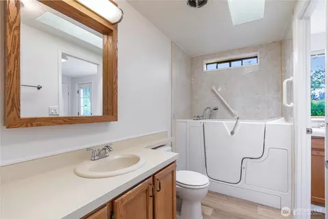818 243rd St SW, Bothell, WA 98021 photo 19