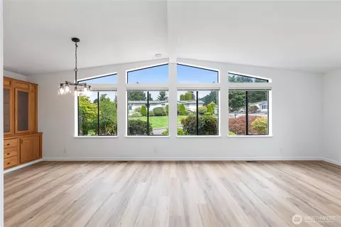 818 243rd St SW, Bothell, WA 98021 photo 5