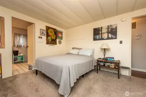 Bedroom - 111 Dryke Rd #9, Sequim, WA 98382 photo 2 of 3