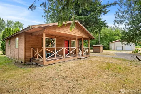 7442 Woodland Rd, Ferndale, WA 98248