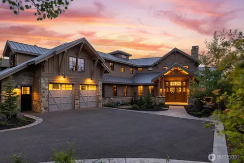 301 Big Hill Dr, Cle Elum, WA 98922