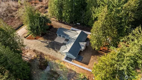 24626 NE 102nd St #A & B, Redmond, WA 98053