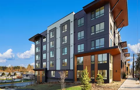 6901 NE 184th Ln #207, Kenmore, WA 98028