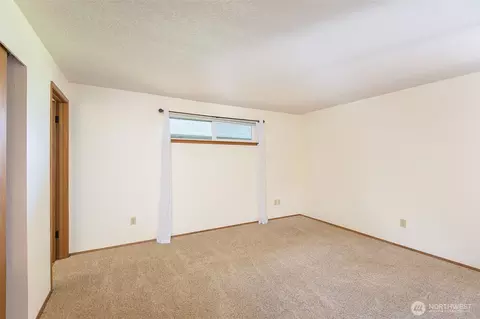 Bedroom - 125 Hilltop Dr #D, Sequim, WA 98382 photo 4 of 4