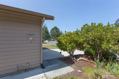 Exterior - 125 Hilltop Dr #D, Sequim, WA 98382 photo 12 of 21