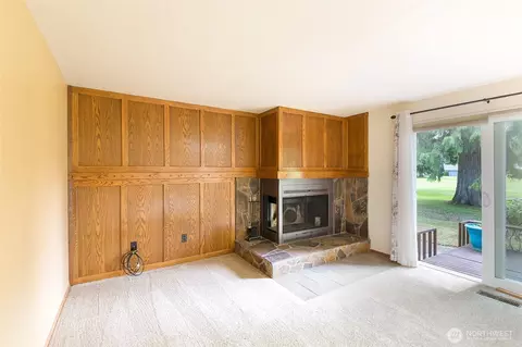Living - 125 Hilltop Dr #D, Sequim, WA 98382 photo 3 of 3