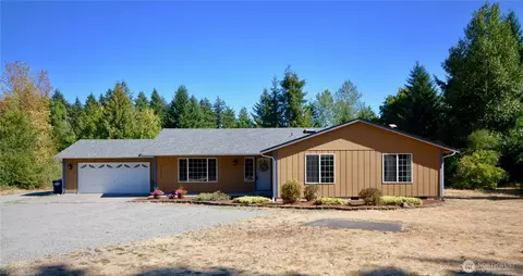 14638 Lawrence Lake Rd SE, Yelm, WA 98597