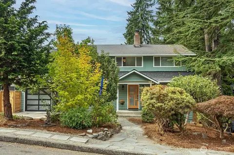 17221 Palatine Ave N, Shoreline, WA 98133