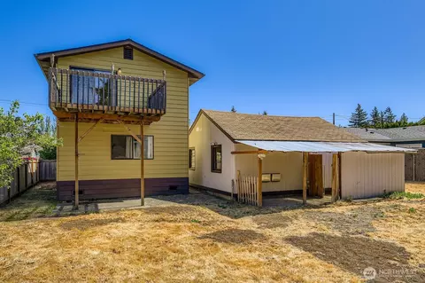 Exterior - 7806 Beverly Blvd, Everett, WA 98203 photo 6 of 6