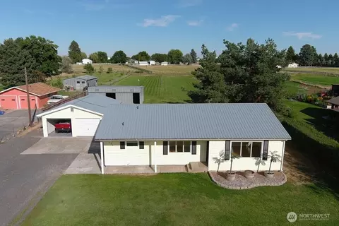 4135 NE Dunn St, Moses Lake, WA 98837